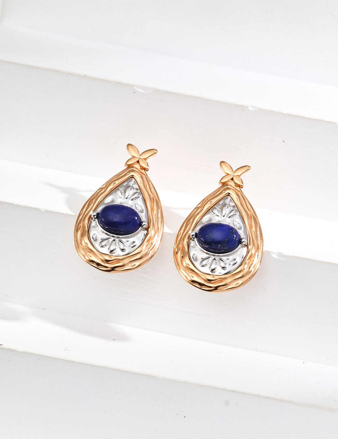 Yves lapis mother Pearl earrings