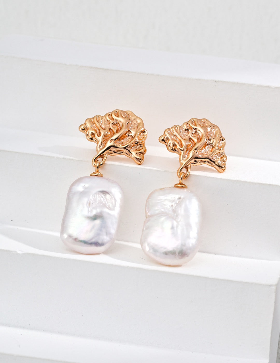 Chippendale Tree Pearl earrings