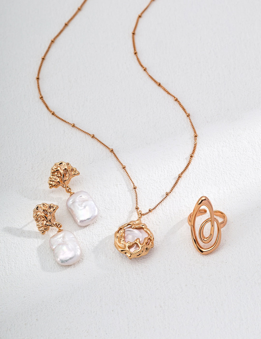 Chippendale Tree Pearl earrings