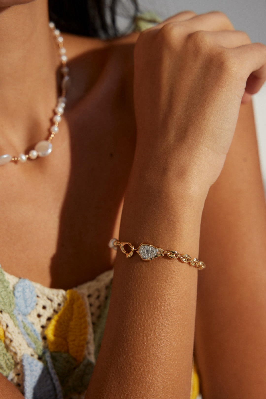 Marion Carved Pearl bracelet