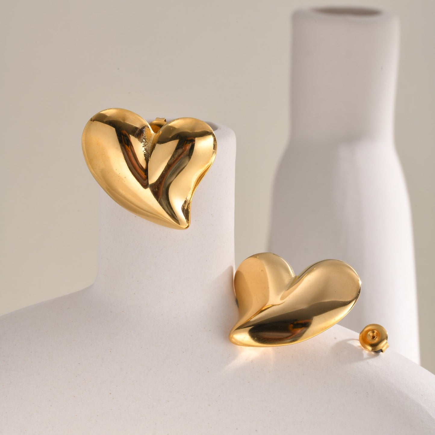 Titanic heart earrings