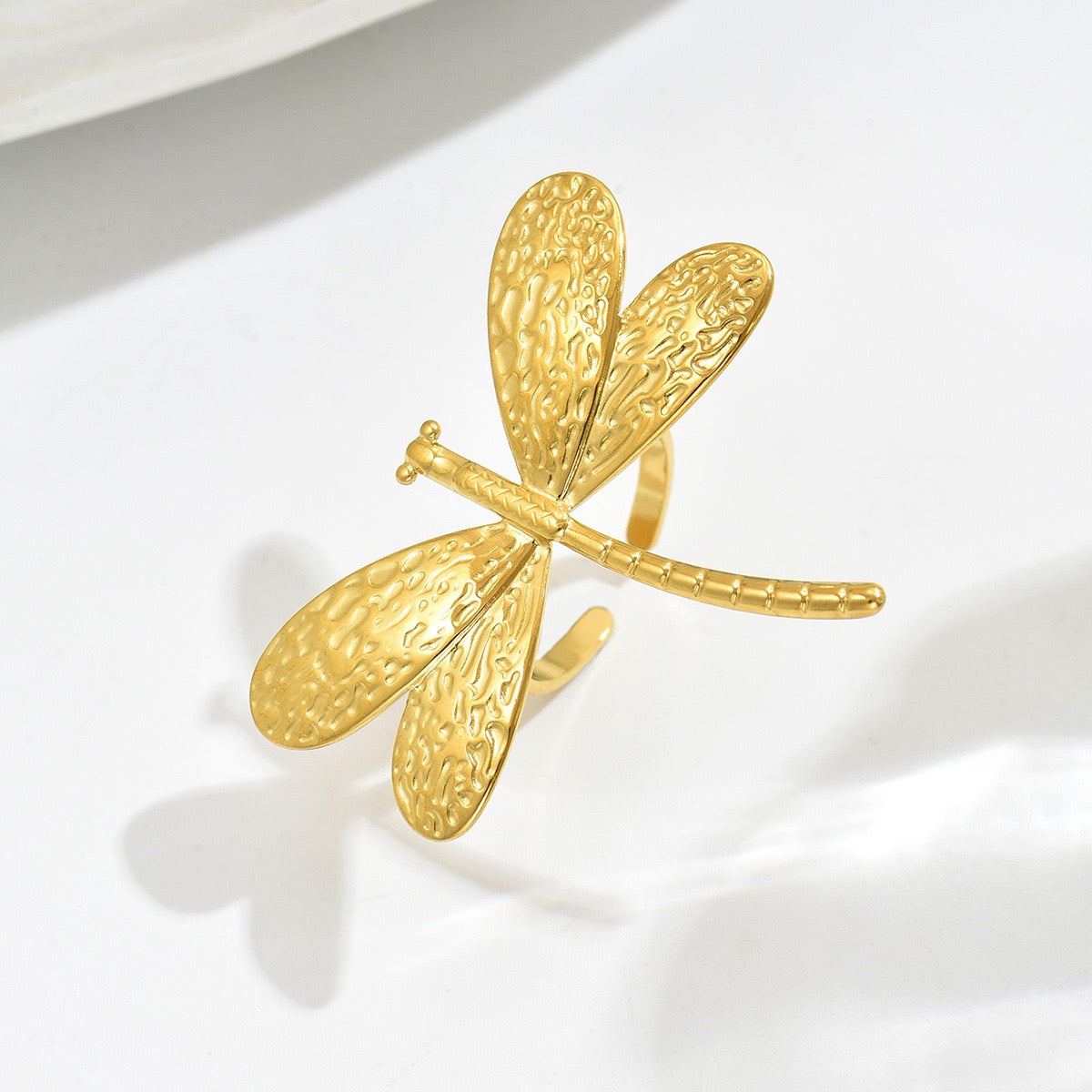 Dragonfly ring