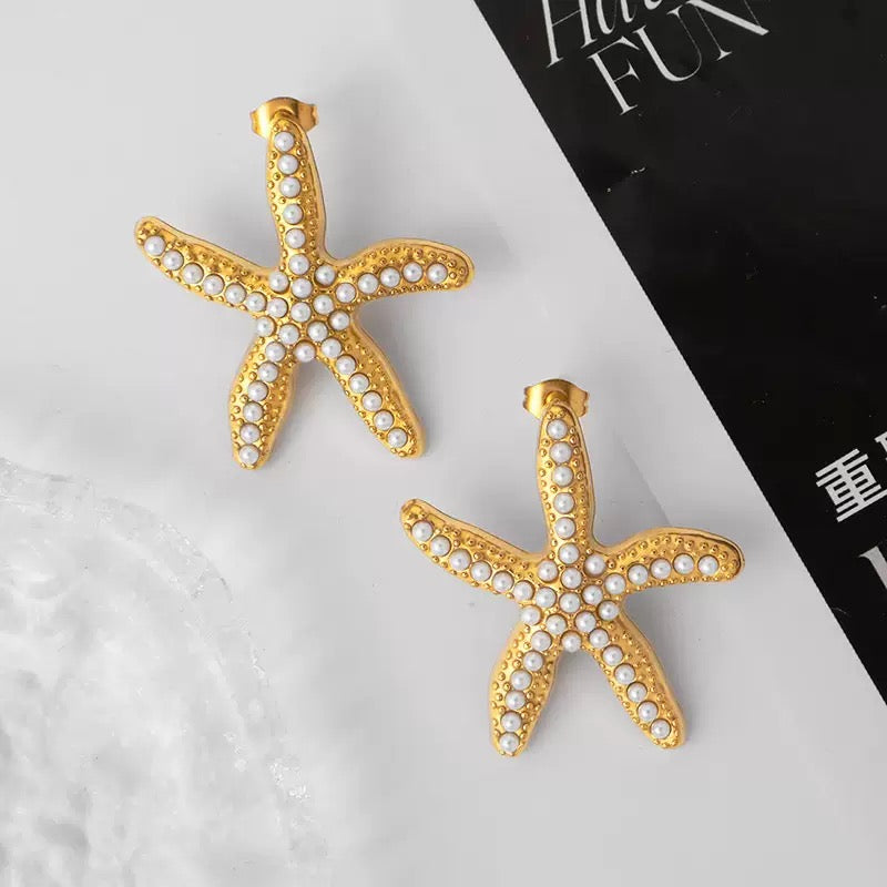 Pearly starfish earrings