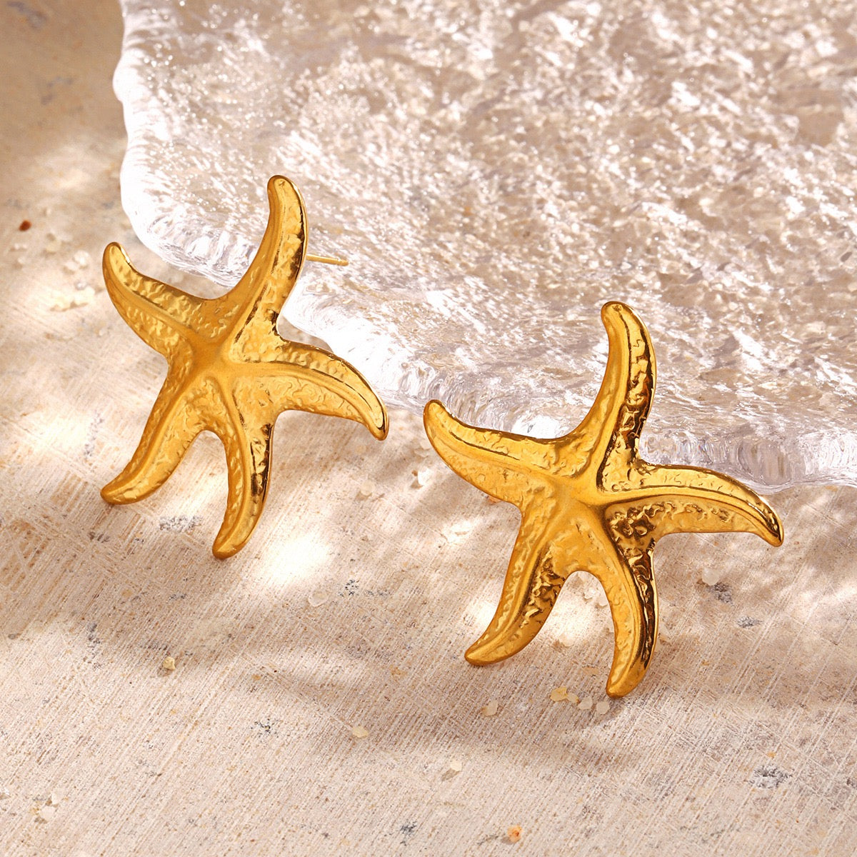 Dora starfish earrings