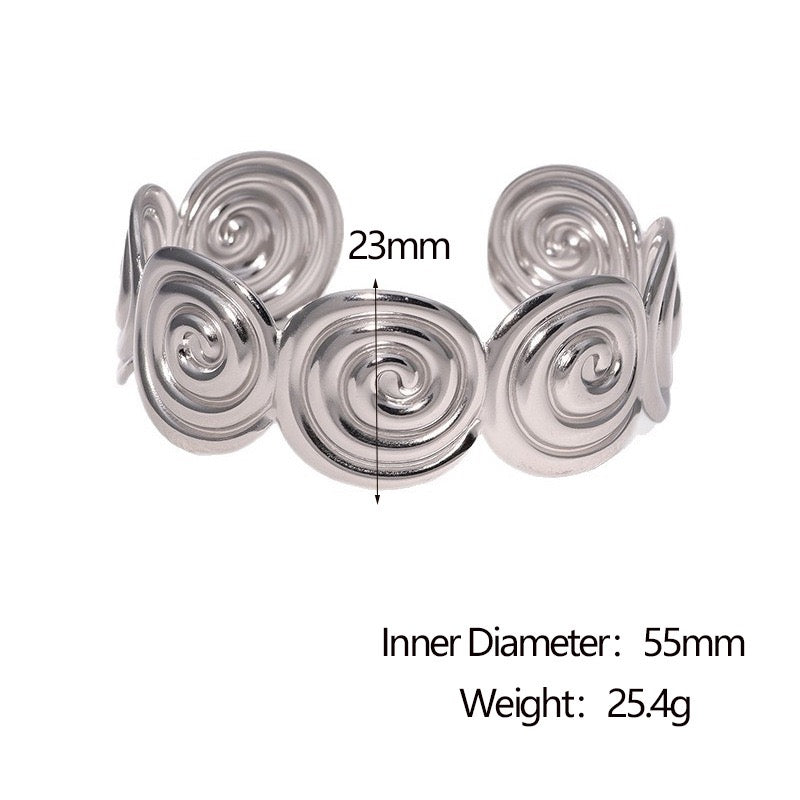 Swirl bangle