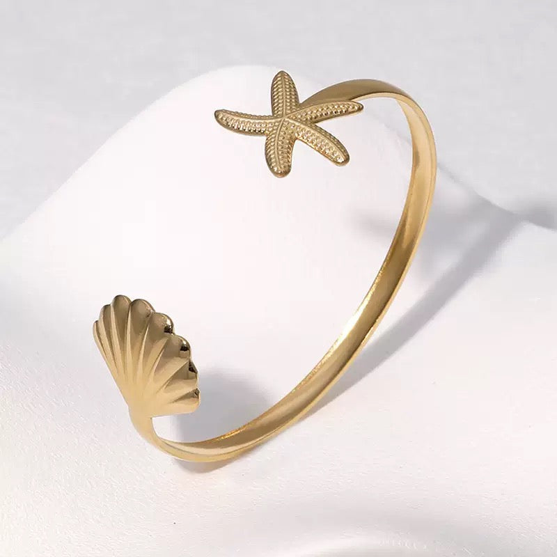 Two tones shell bangle