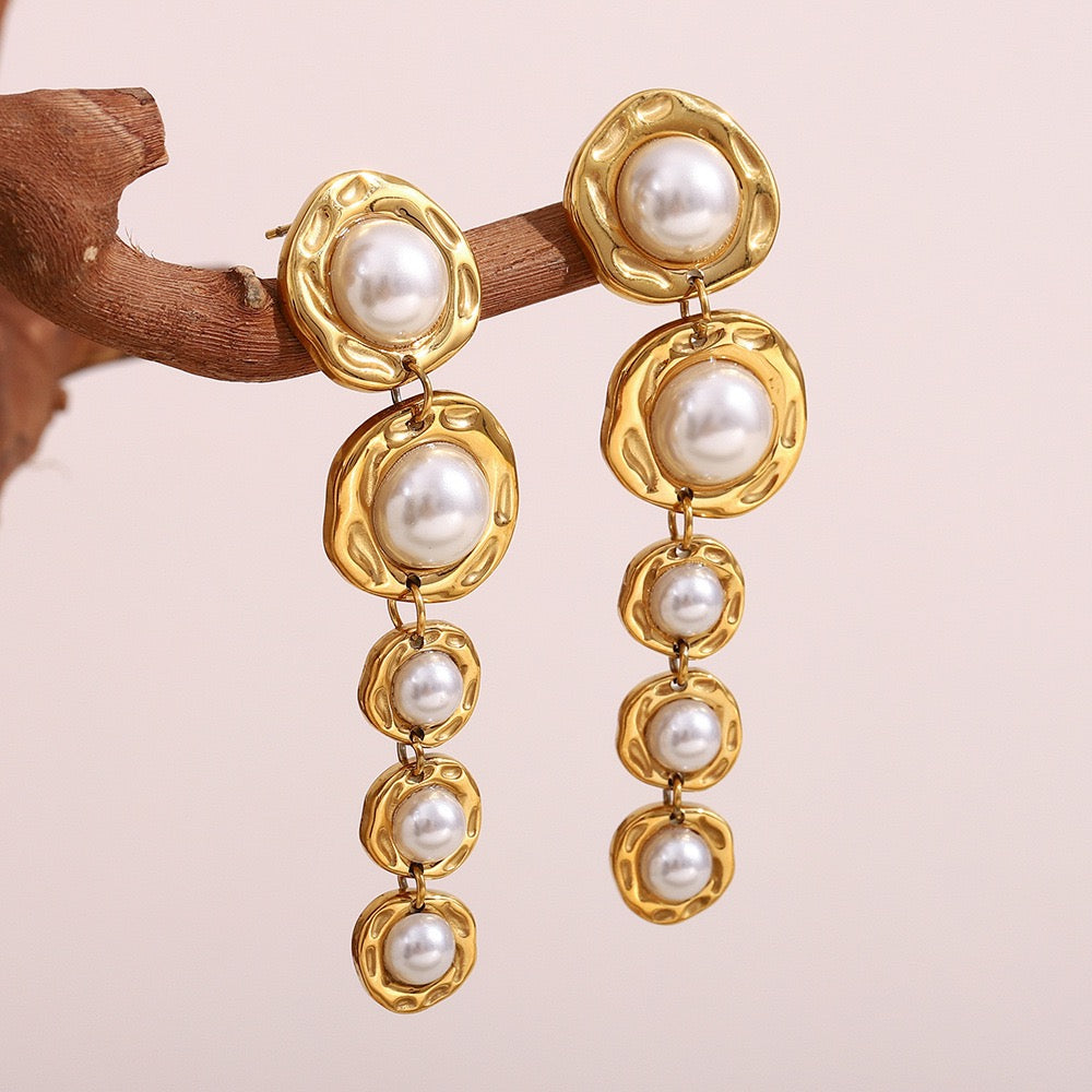 Andrey pearly earrings