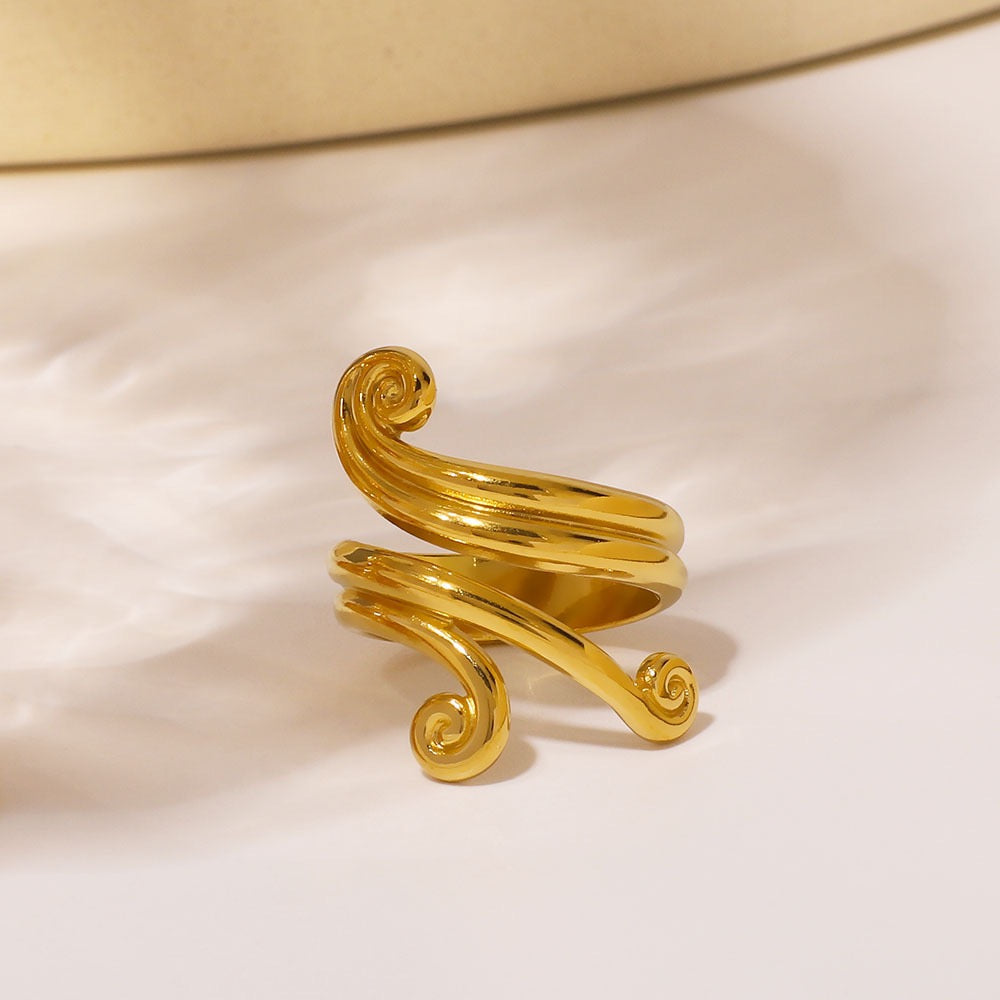 Mito Swirl Ring