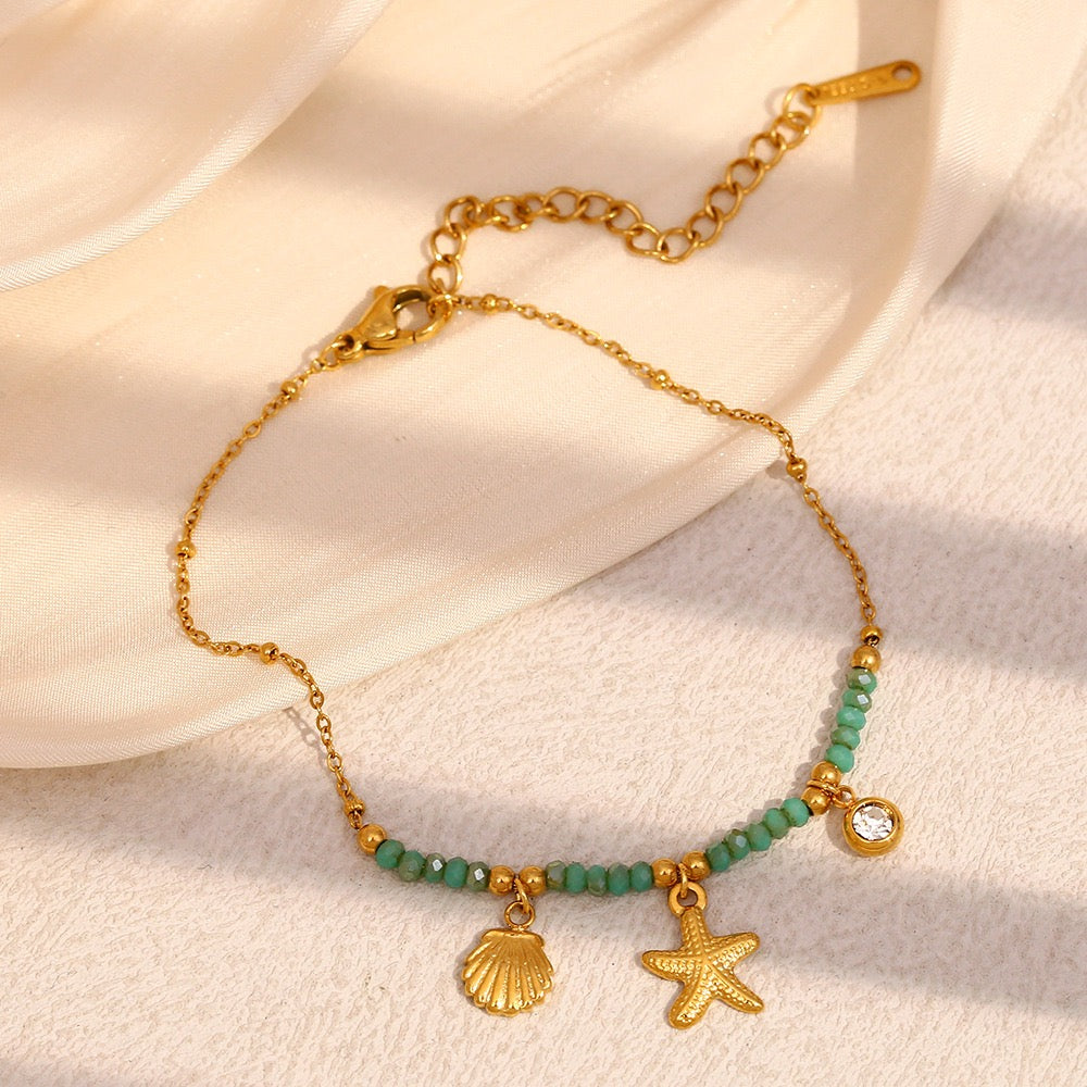 Green beady starfish bracelet