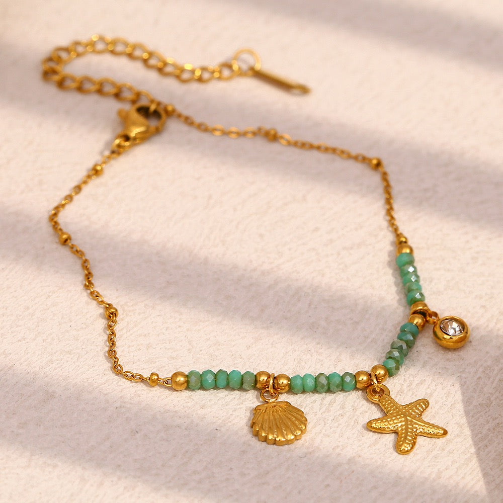 Green beady starfish bracelet