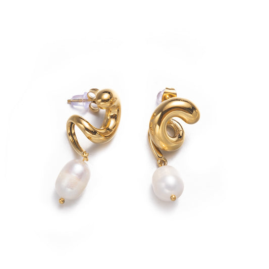 Swirl freshwater pearls earrings