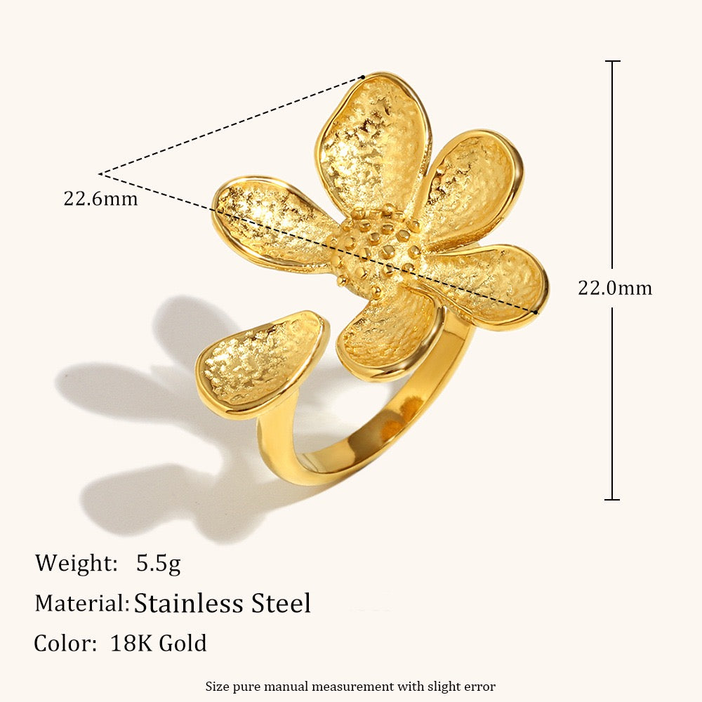 Petals flower ring