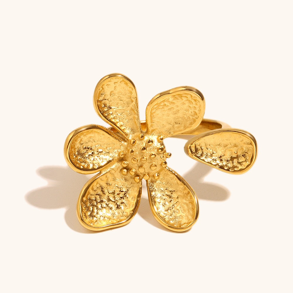 Petals flower ring