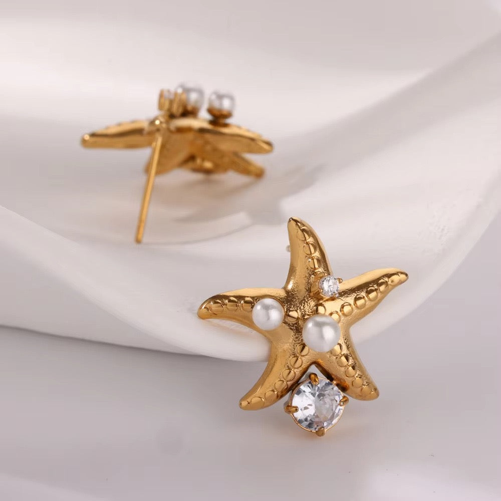 Dainty Hisense starfish studs