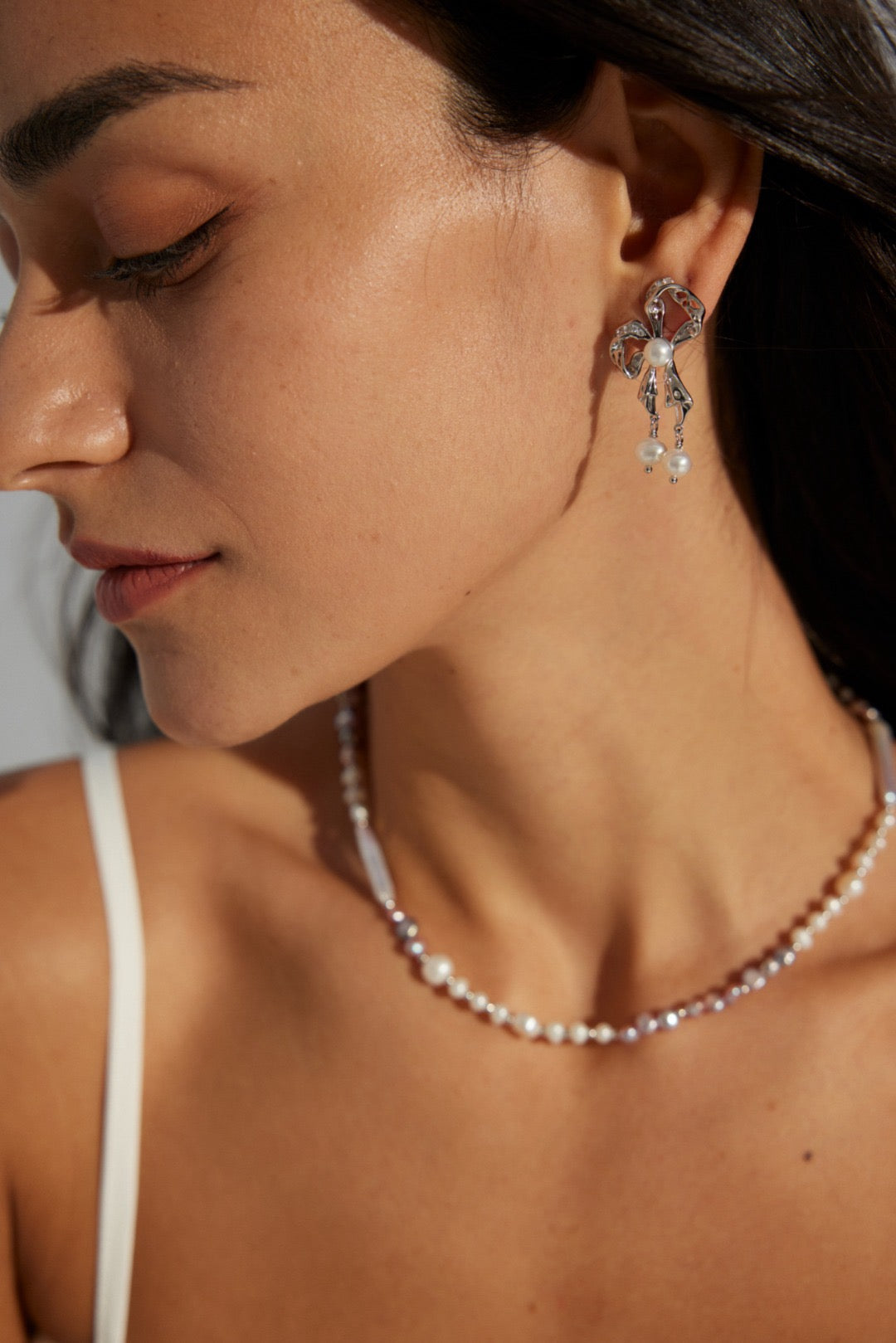 Syria Sweet little bow earrings