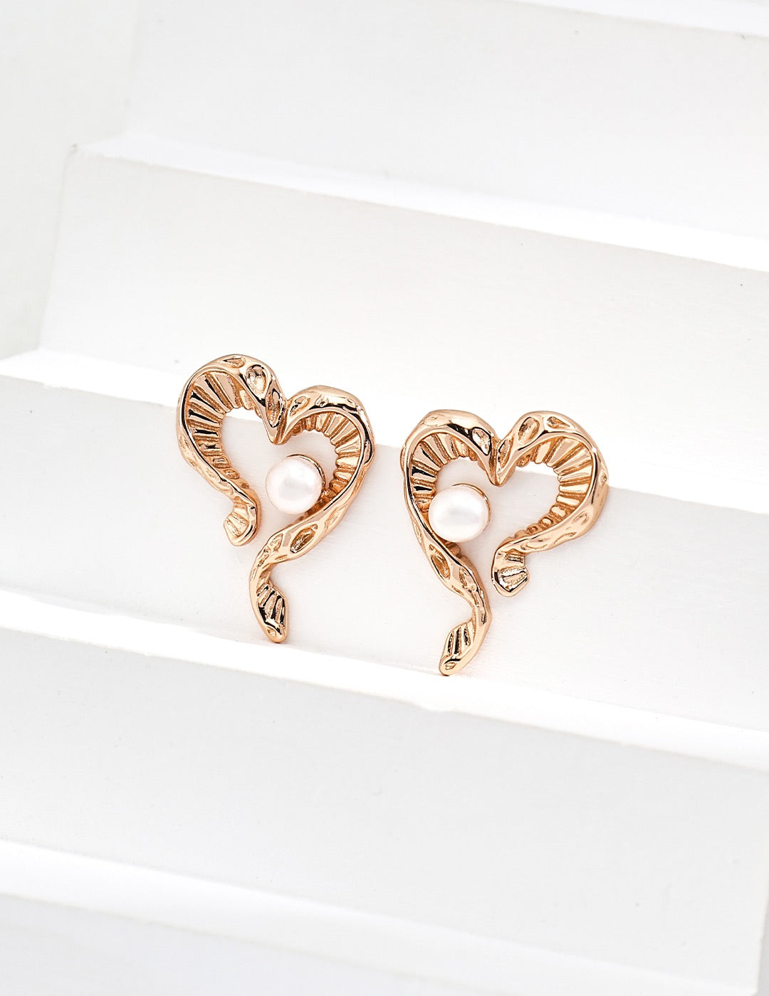 Fontana My heart pearl earrings