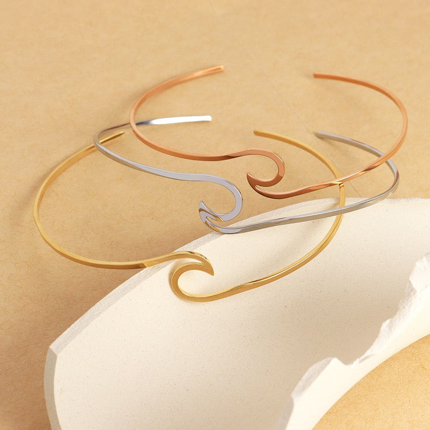 Wave of bondi bangle