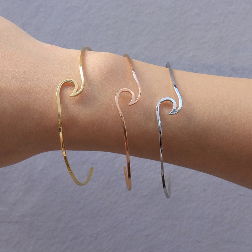 Wave of bondi bangle
