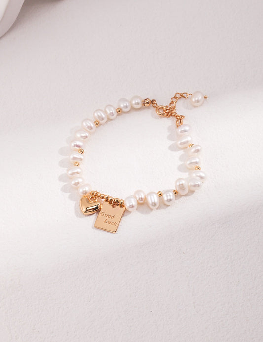 Cambridge Good luck pearl bracelet
