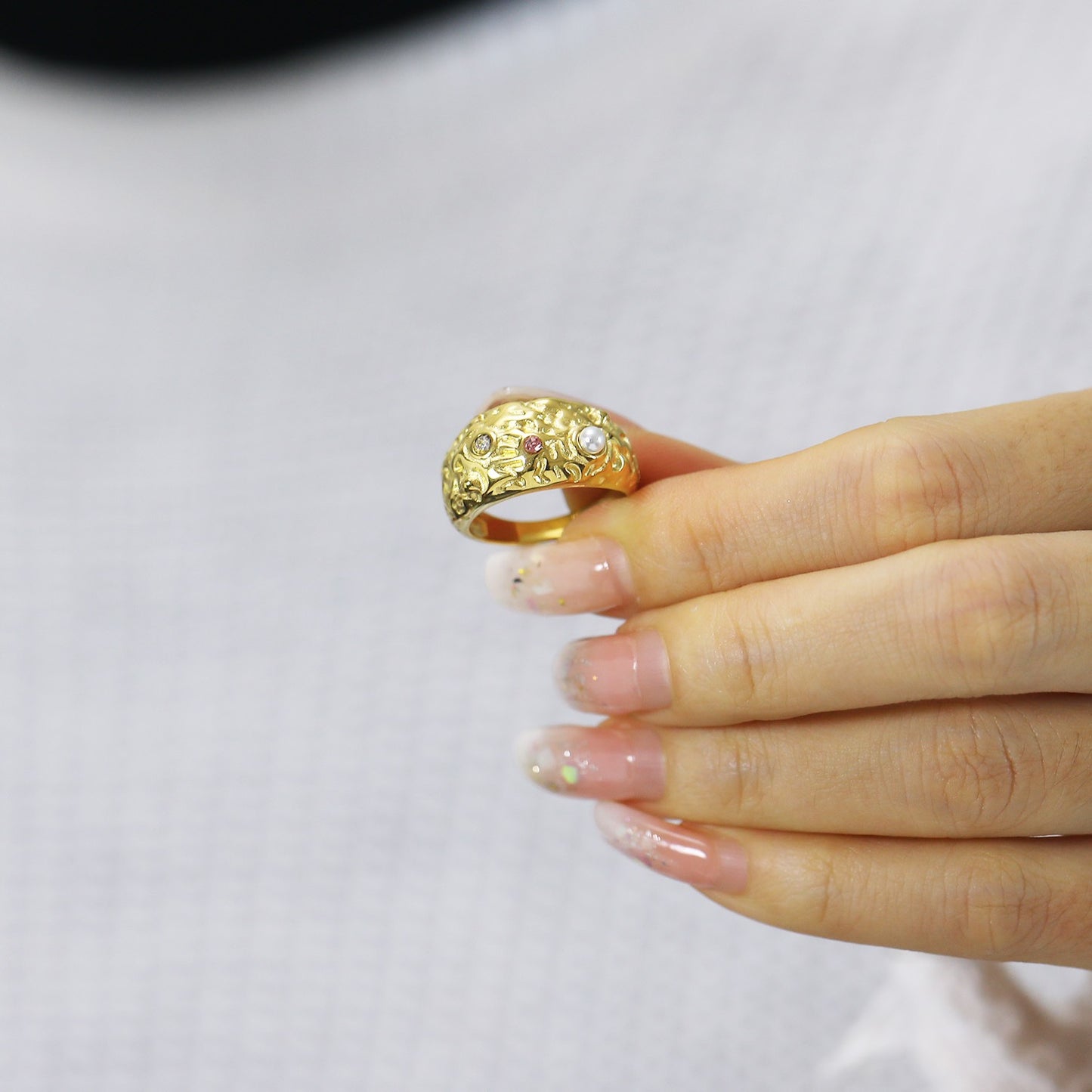 Dariana melting ring