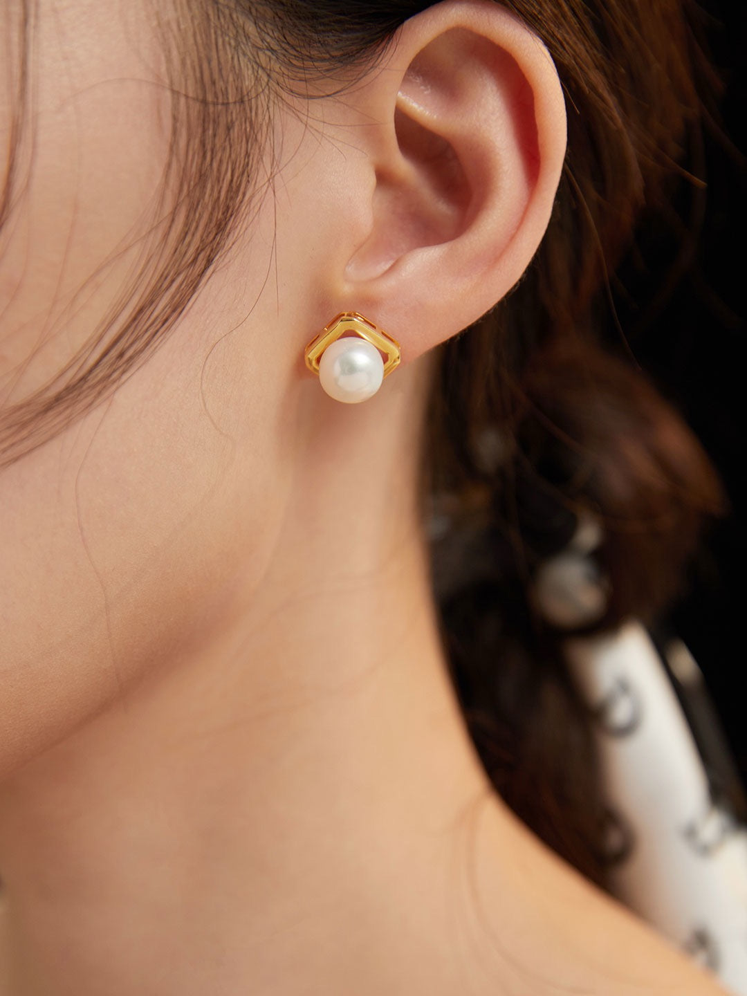 Denmark Classic Pearl studs