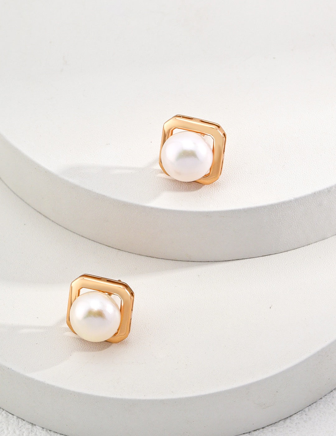 Denmark Classic Pearl studs