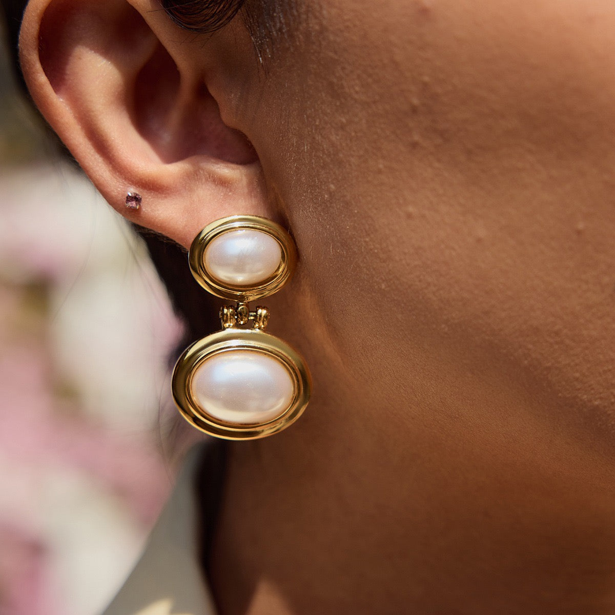 Kyra statement pearly earringse