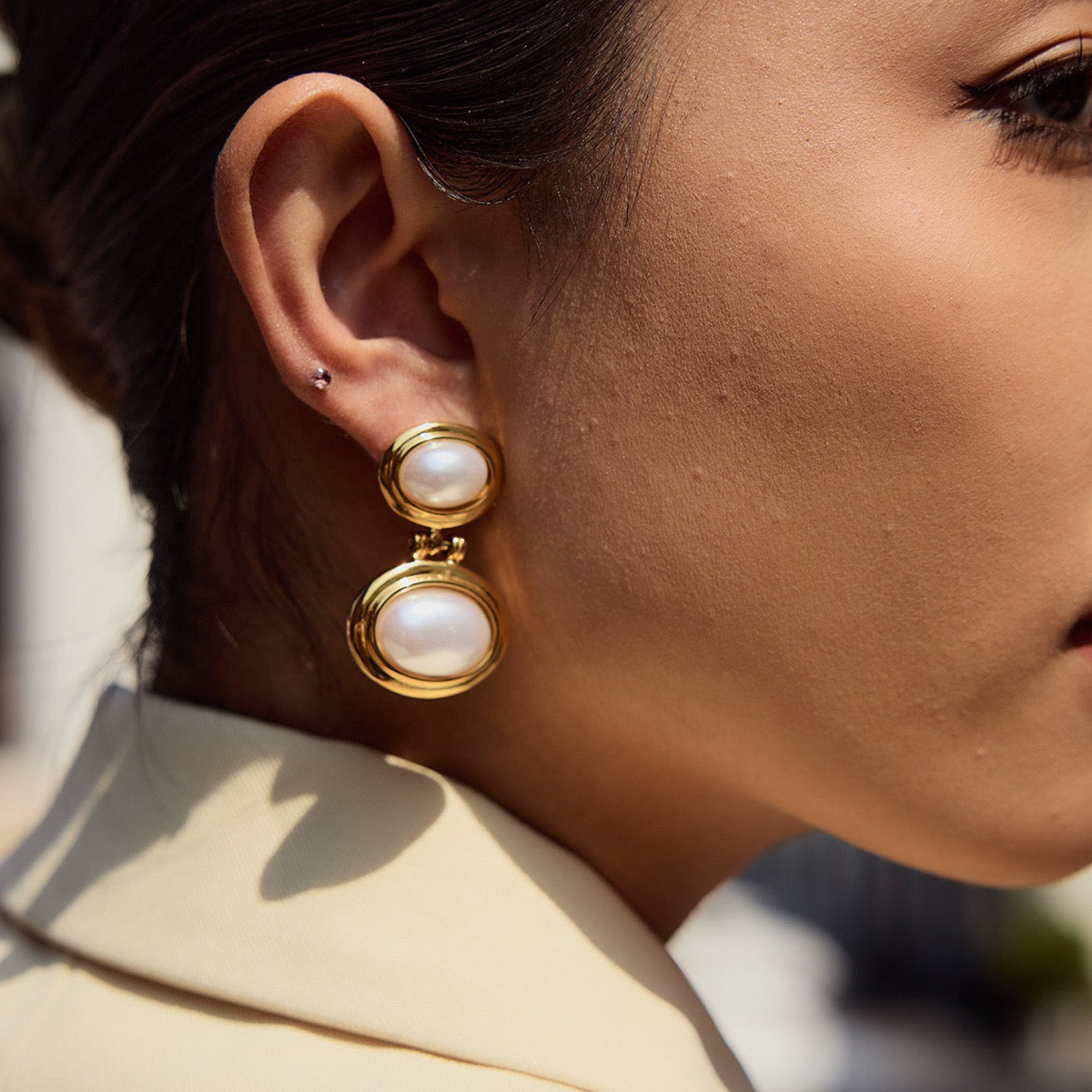 Kyra statement pearly earringse