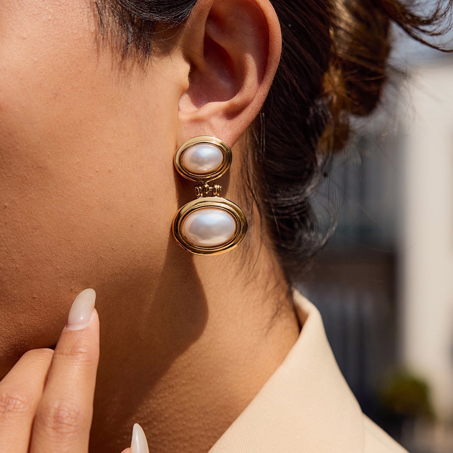 Kyra statement pearly earringse