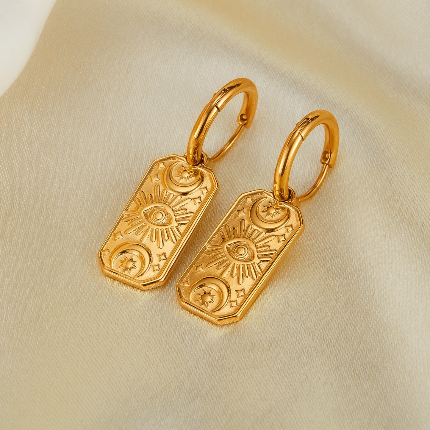 Eyes universe earrings