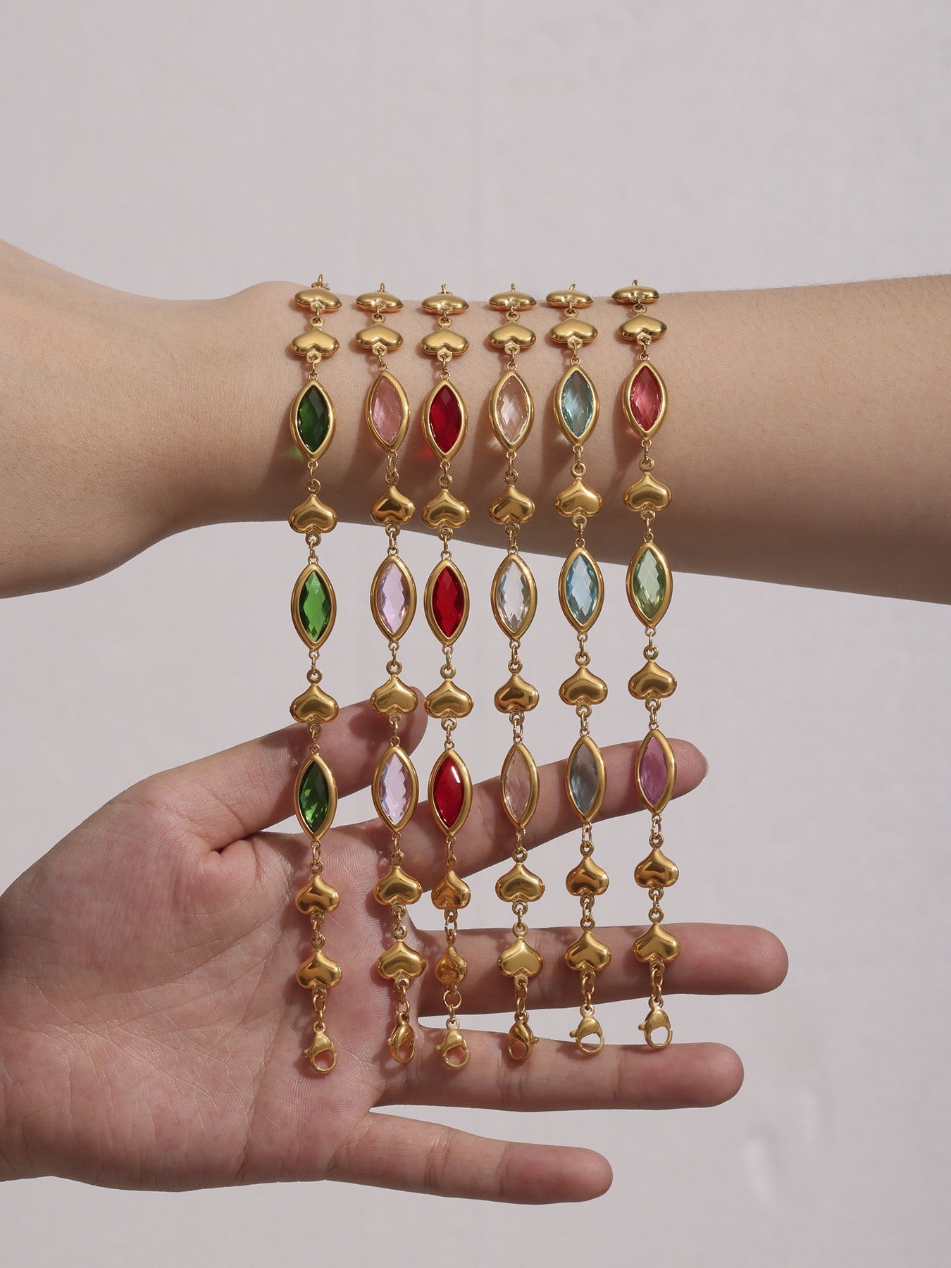 Heart rainbow glass bracelet