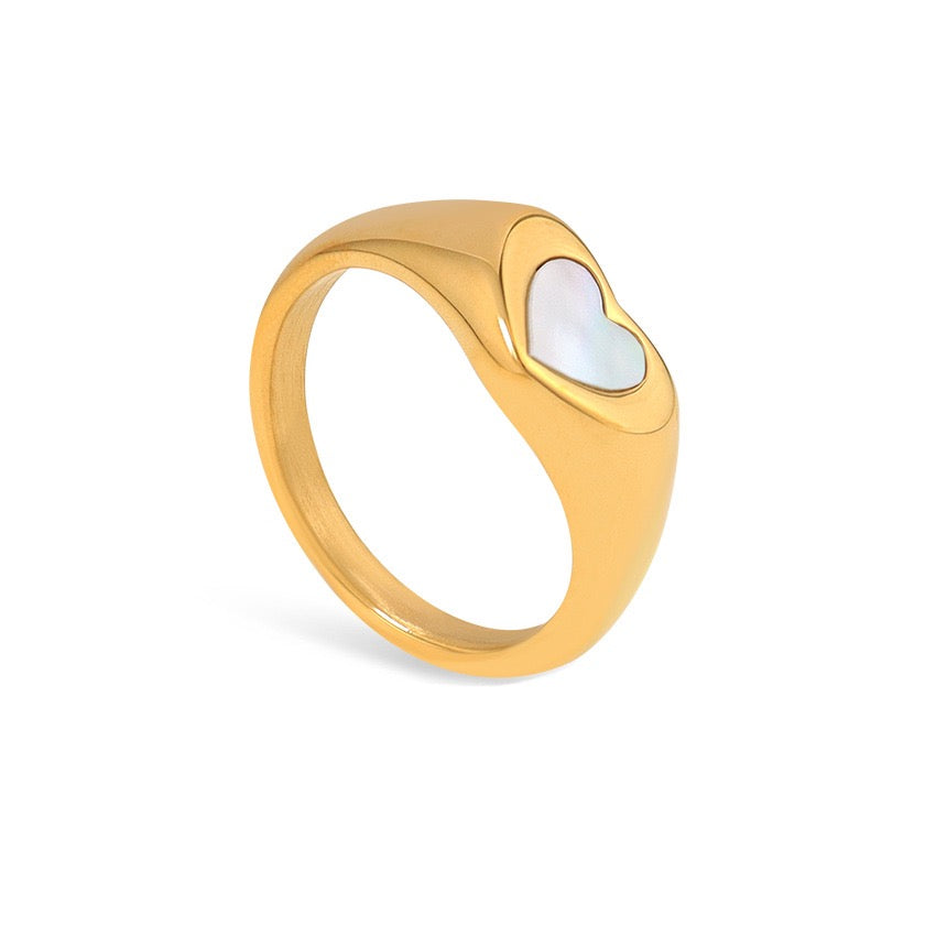 Carrington heart ring