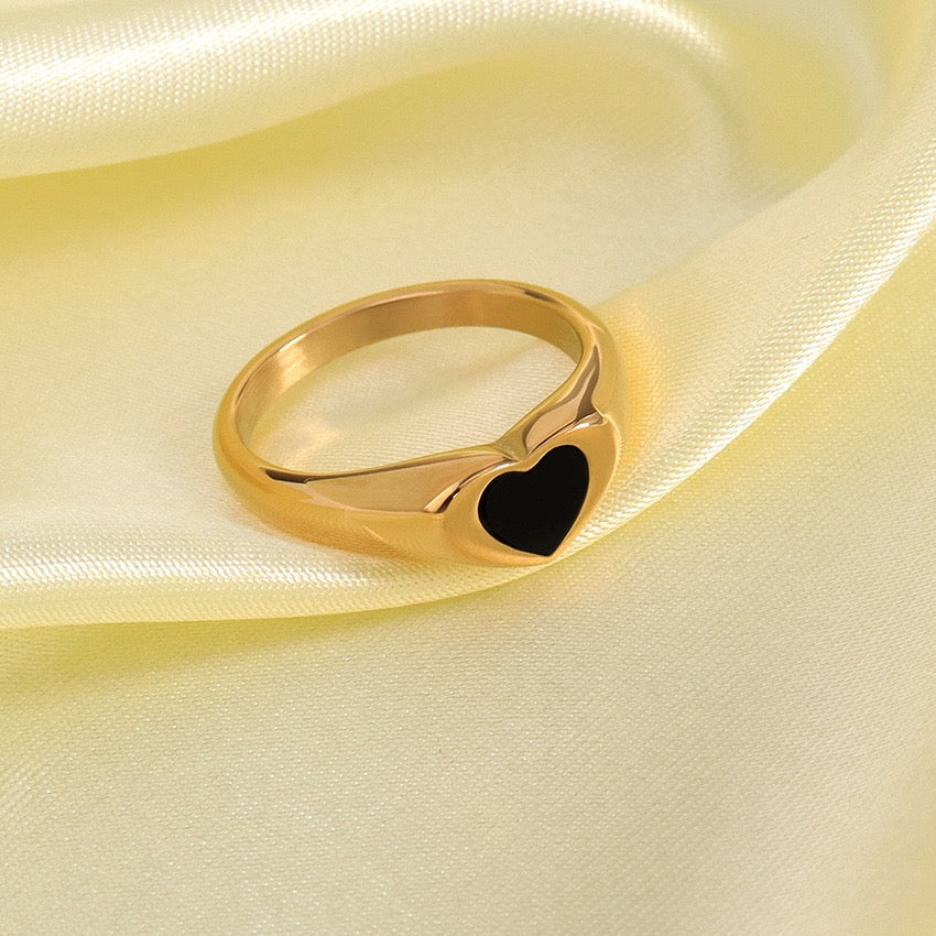 Carrington heart ring