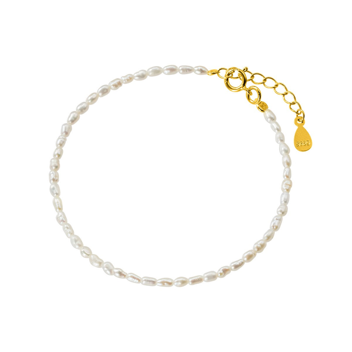 Tiny dainty pearls bracelet