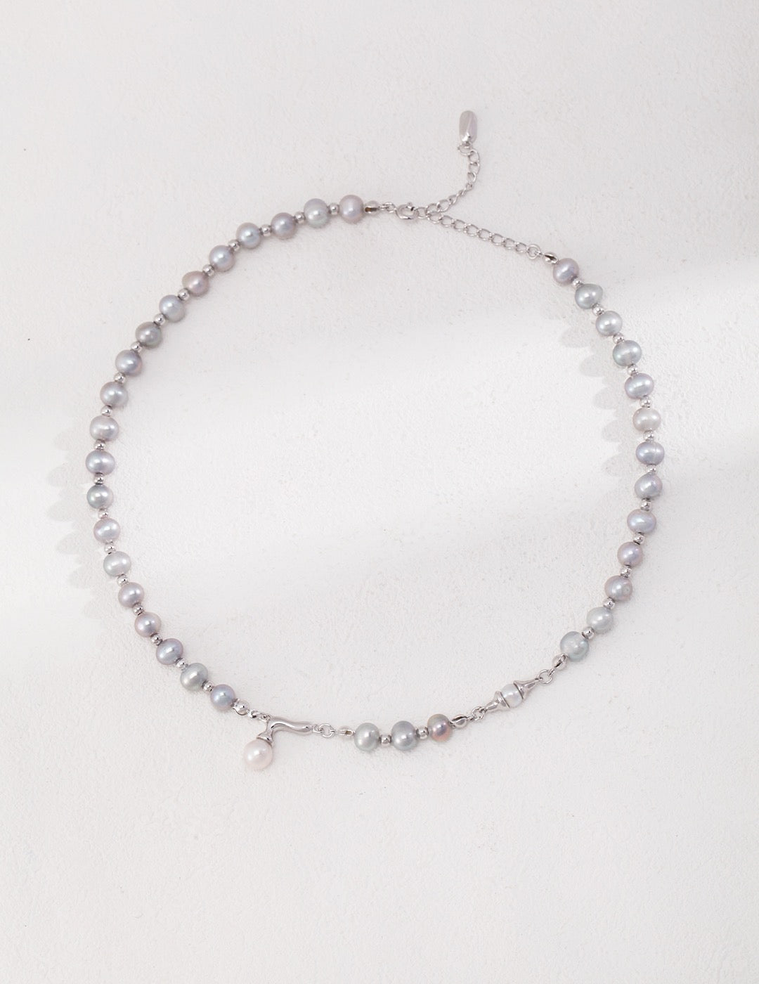 Tempe Grey pearl necklace