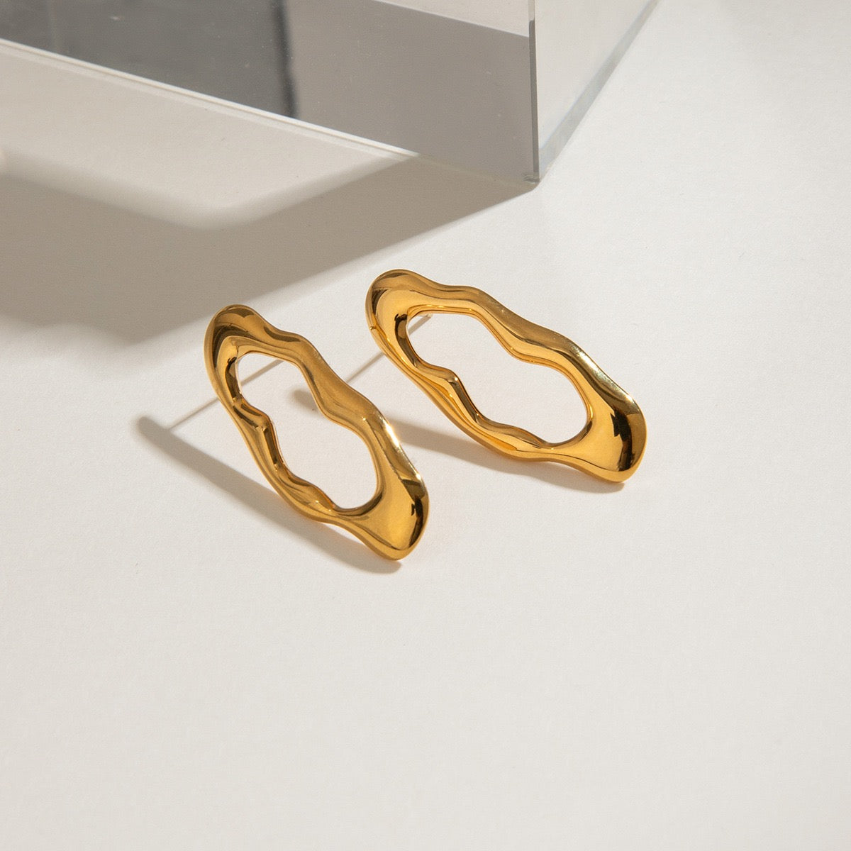 Gina hoop earrings