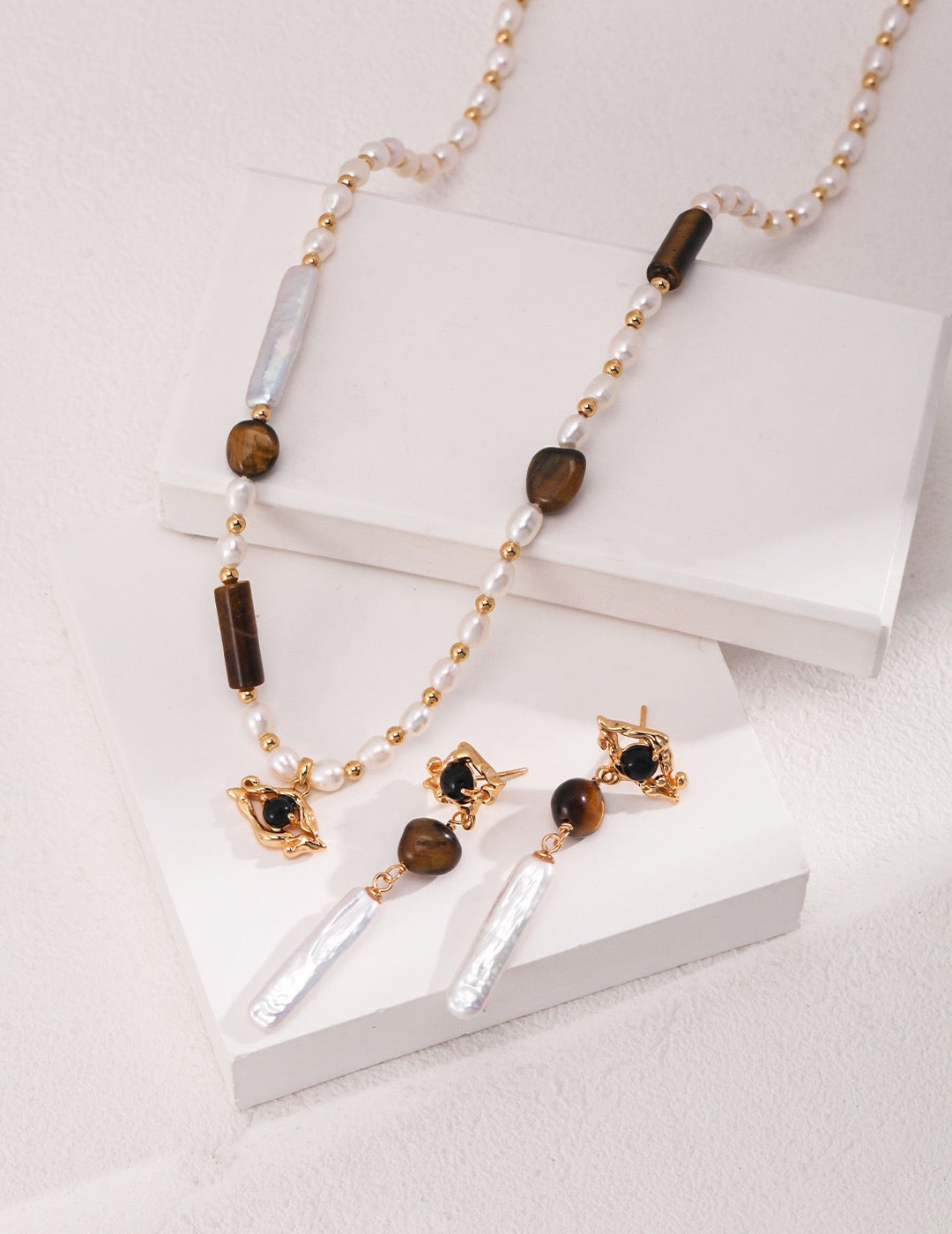 Ireland Tiger eye pearl set