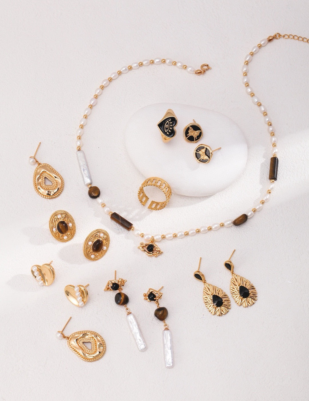 Ireland Tiger eye pearl set