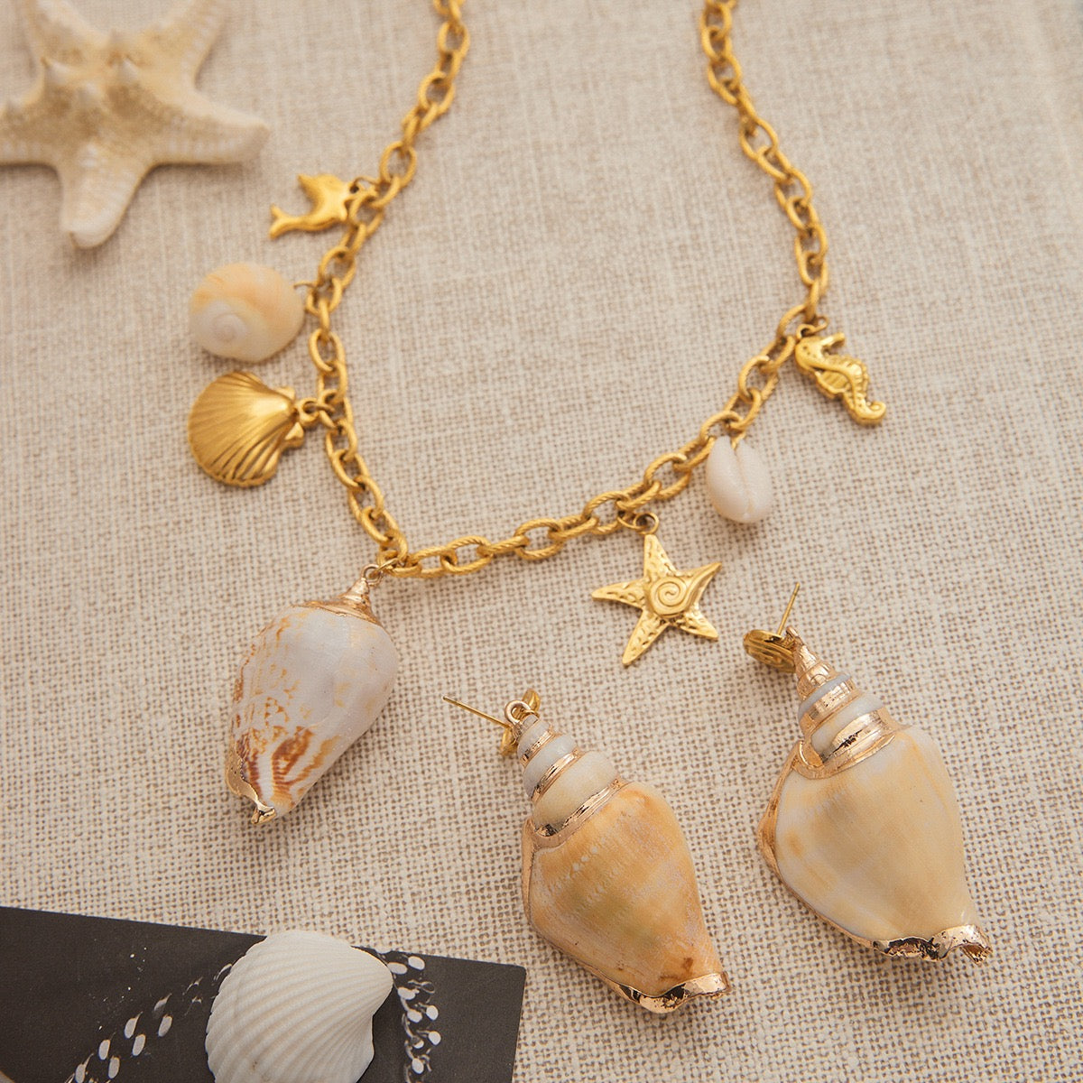 Natural shell charm necklace