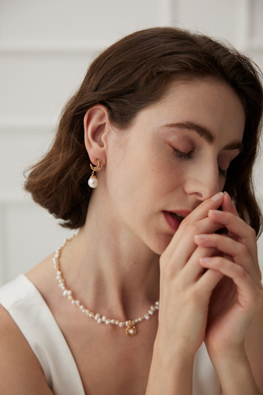 Love you to the moon Pearl earrings