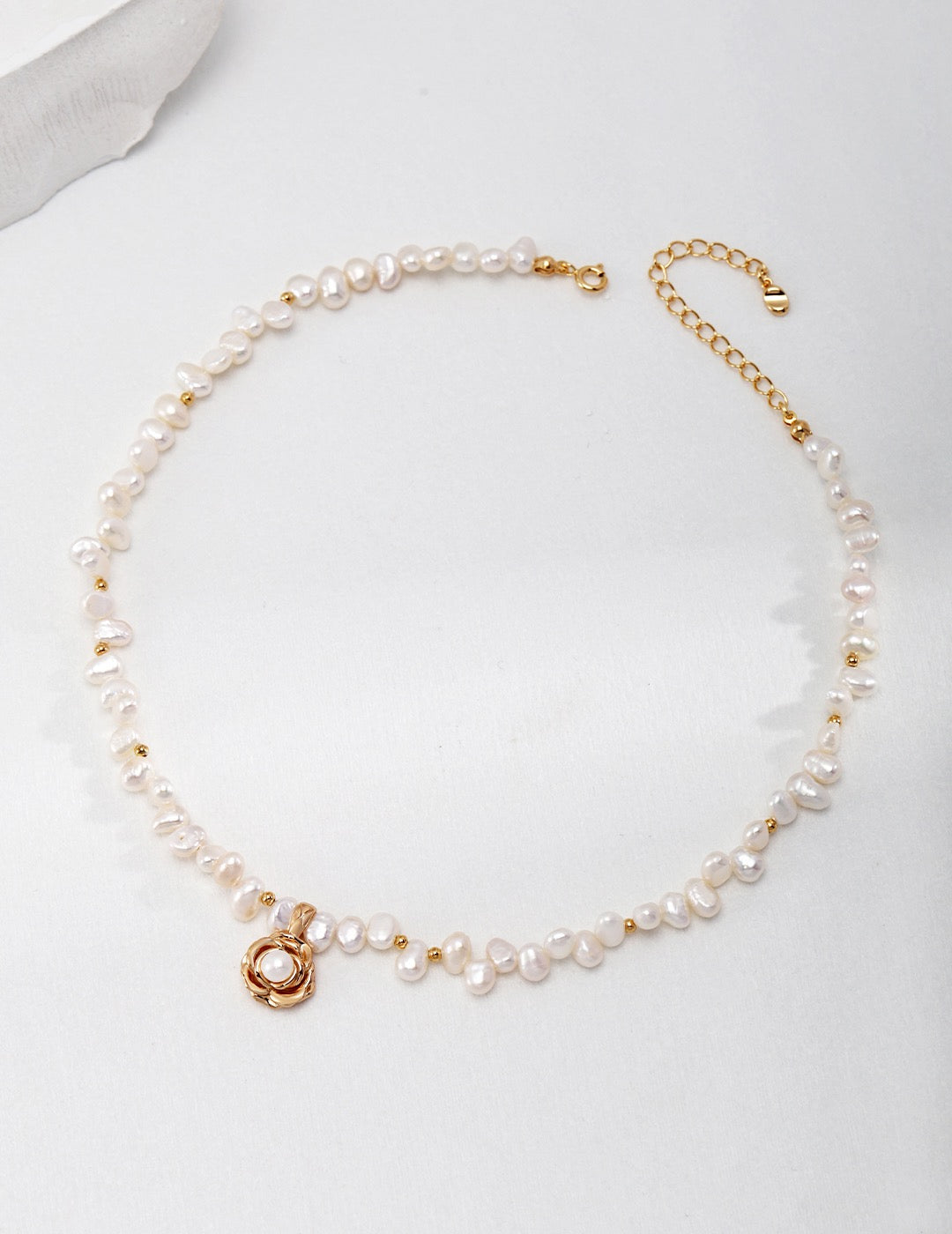 Rose garden Pearl necklace