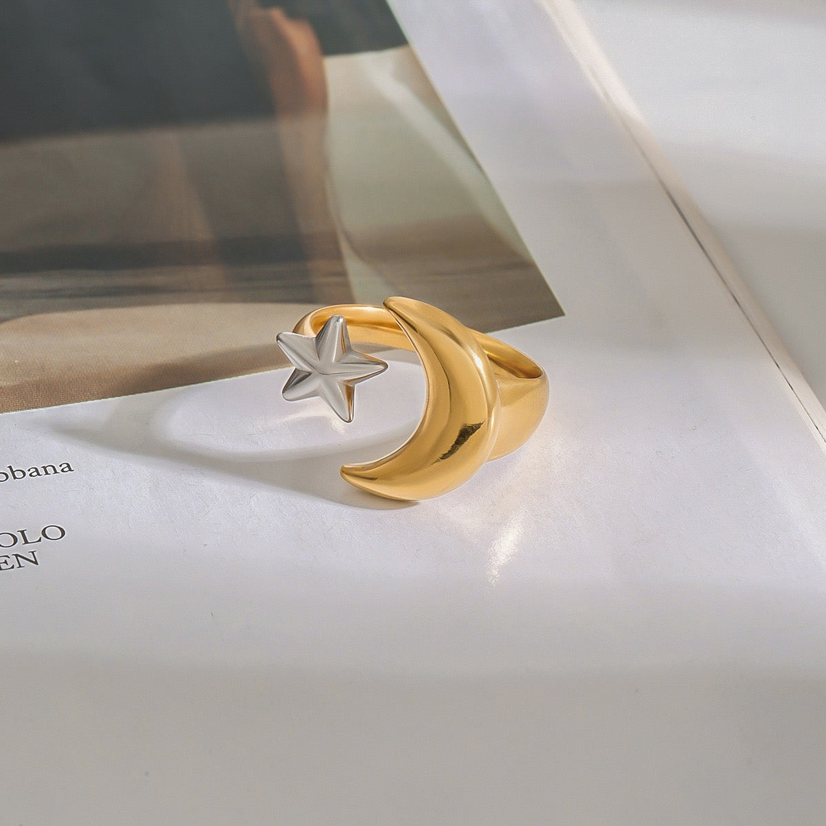 Liberty moon star ring