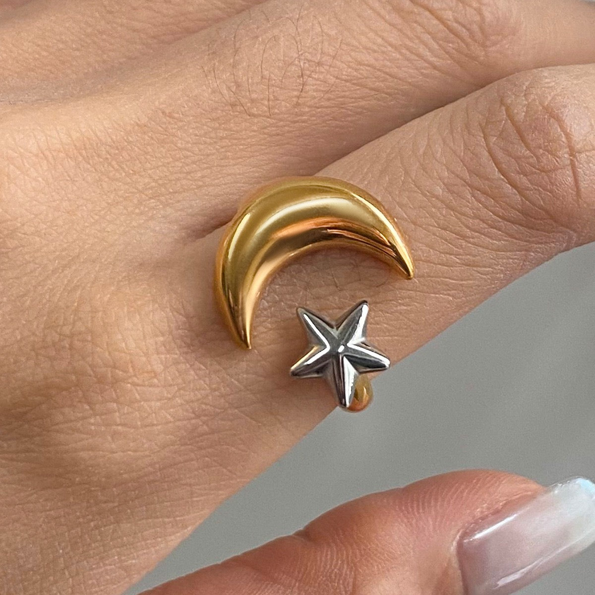 Liberty moon star ring