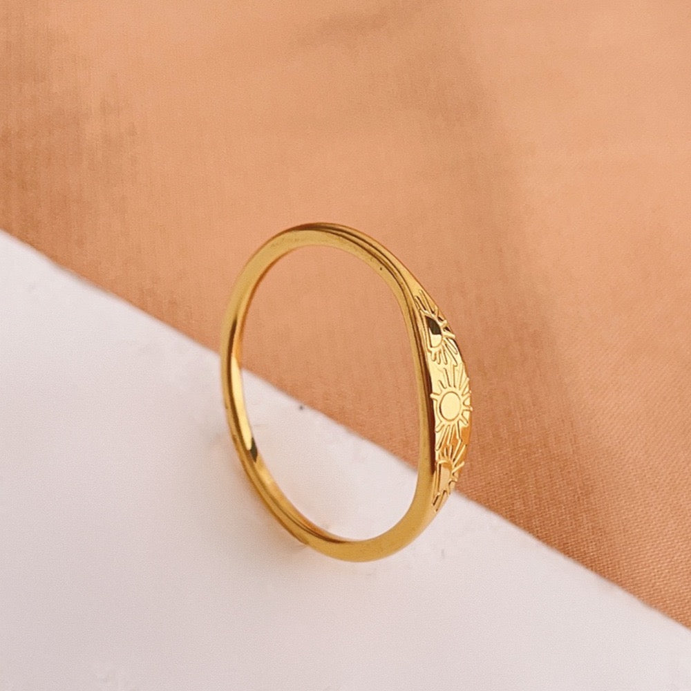 Aitana Sunrise dainty rings