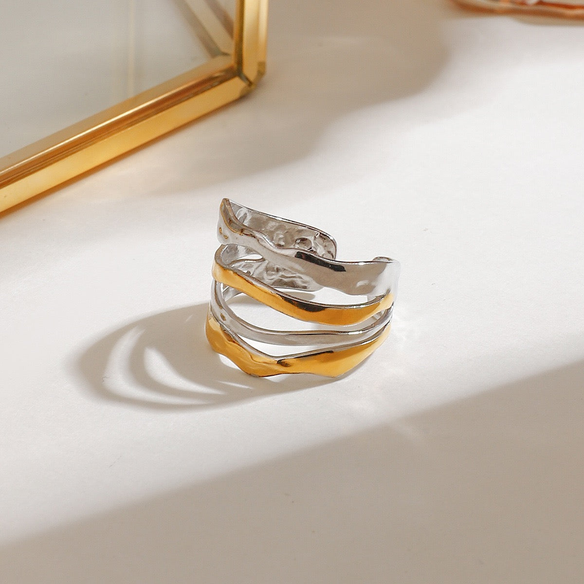 Wentworth line rings