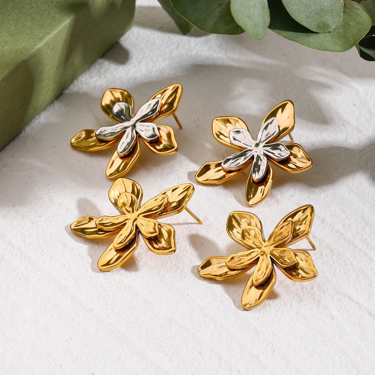 Double layer flower earrings