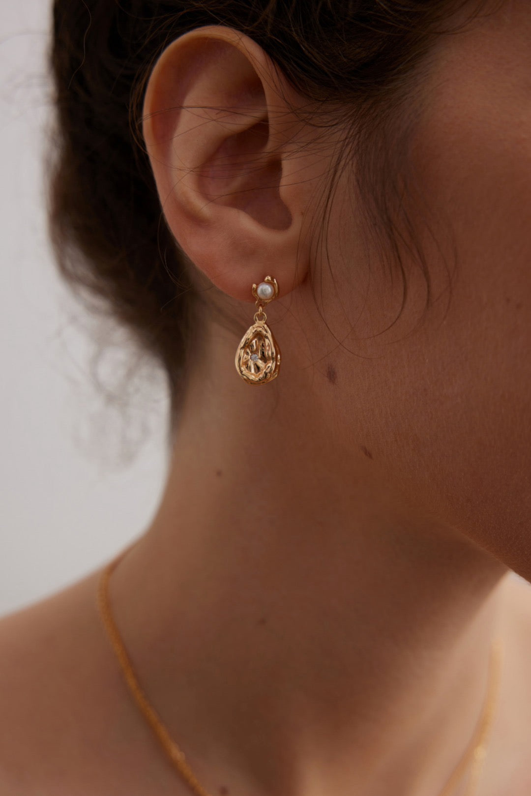 Ford Drop pearl earrings