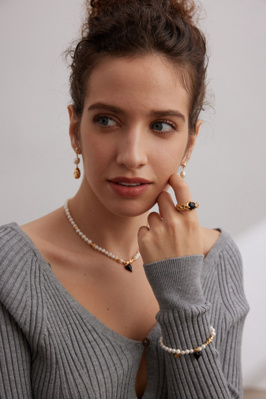 Mengbai Golden drop pearl earrings