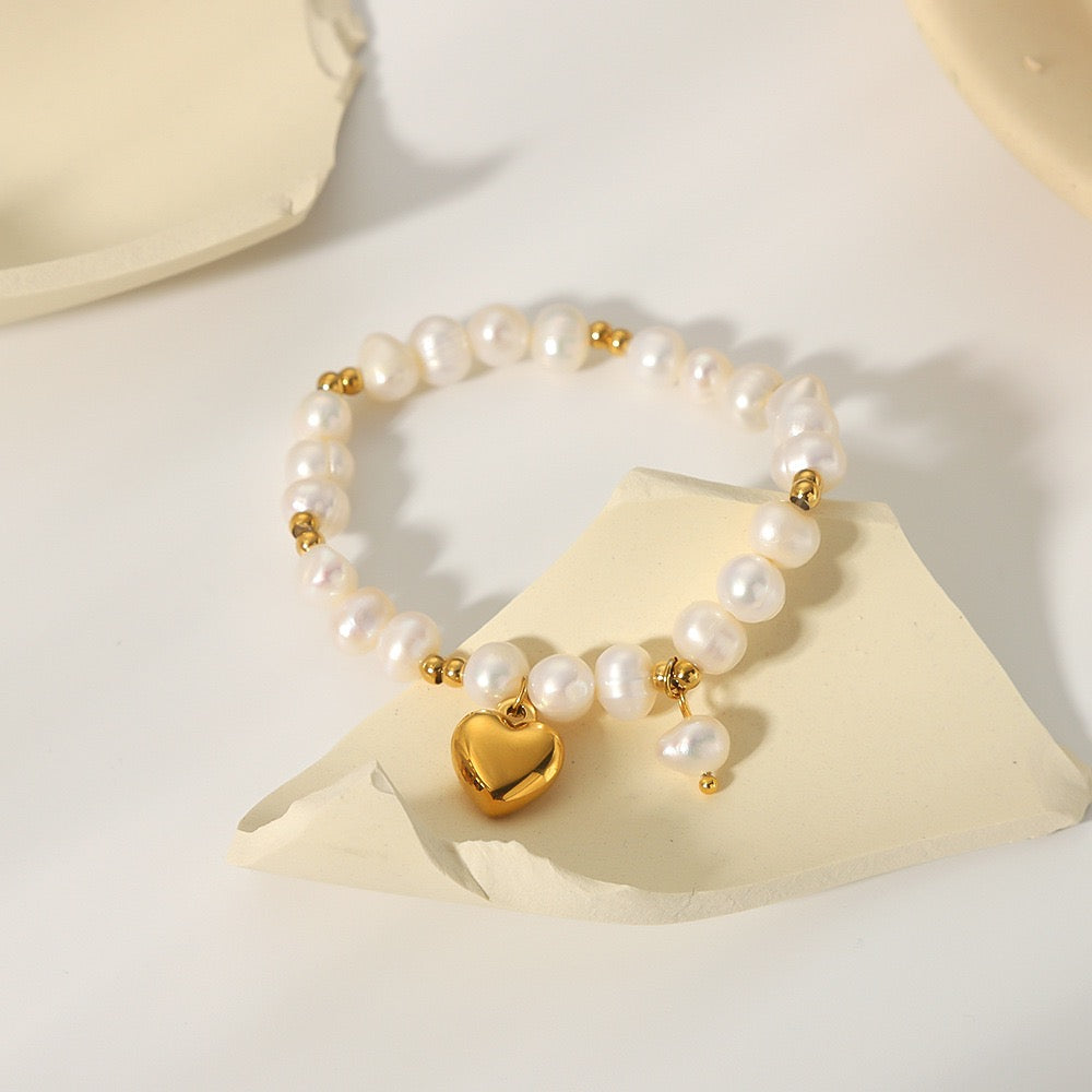 Heart freshwater pearls bracelet