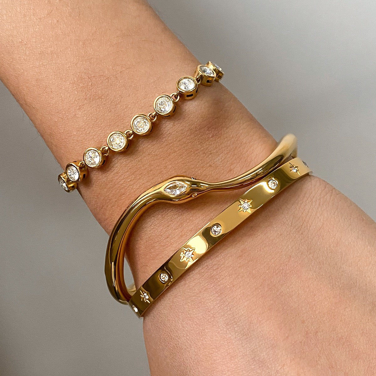 Grove snake bangle